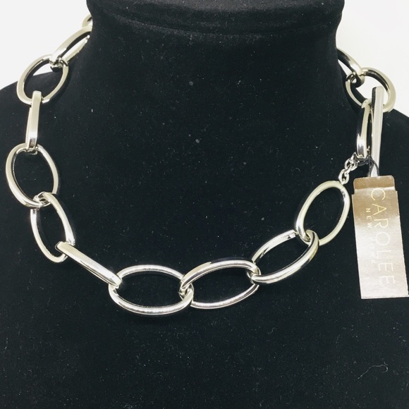 Carolee Jewelry - Carolee Silver Tone Chunky Heavy Toggle‎ Necklace